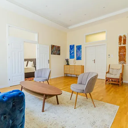 Bengt Apartment Kiraly Str. Luxury Suite Budapest Exterior photo
