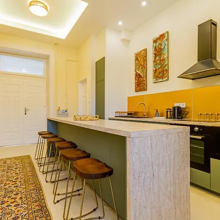 Bengt Apartment Kiraly Str. Luxury Suite Budapest Exterior photo