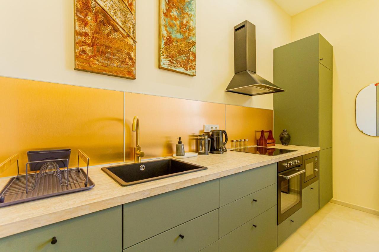 Bengt Kiraly Str. Luxury Apartament